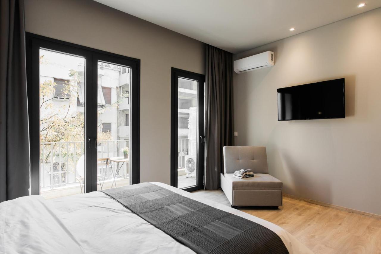 Wyz Piraeus Aparthotel Exterior photo