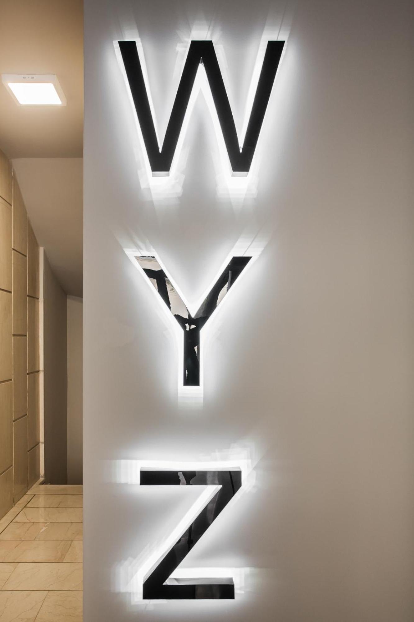 Wyz Piraeus Aparthotel Exterior photo