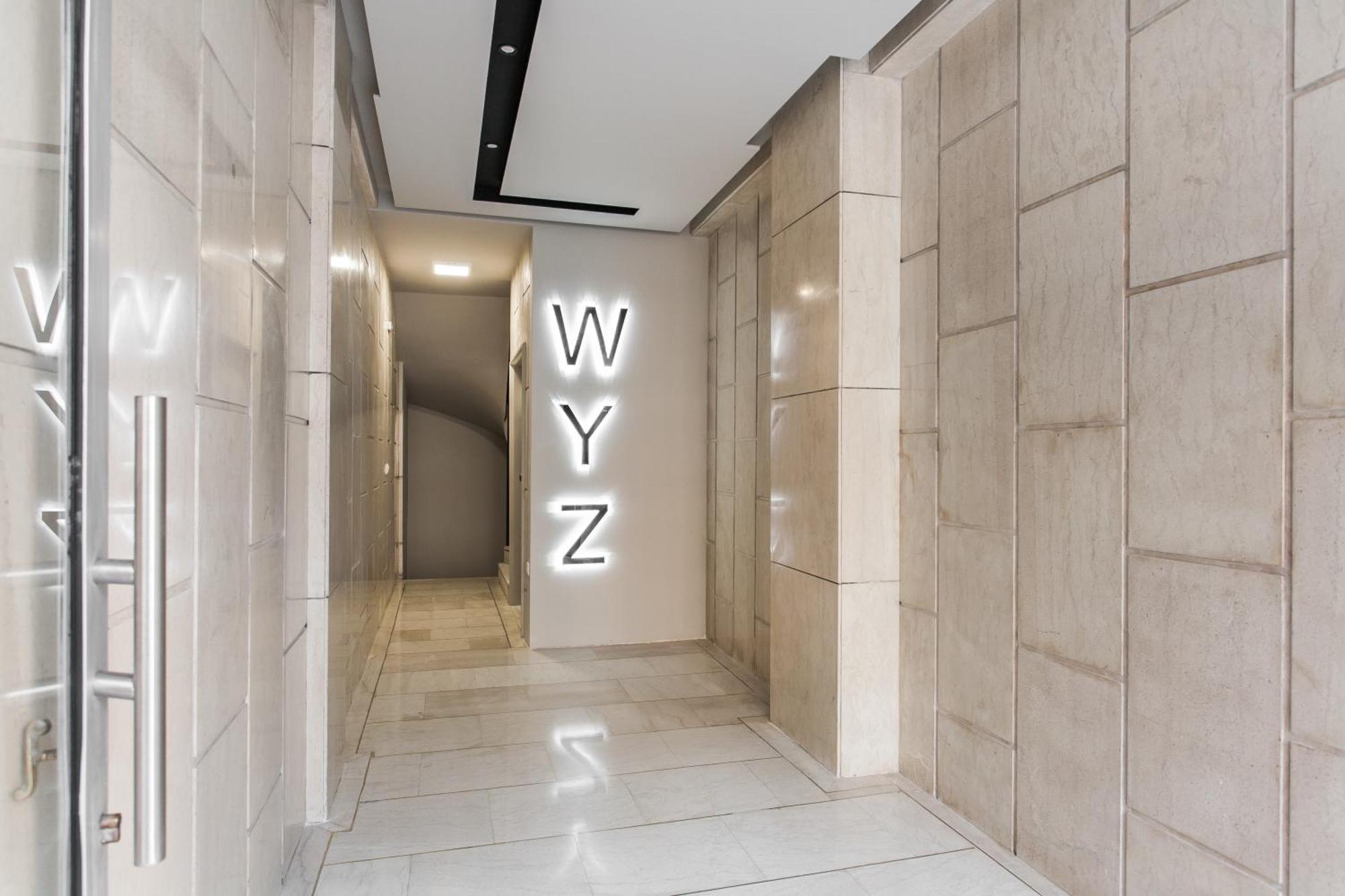 Wyz Piraeus Aparthotel Exterior photo